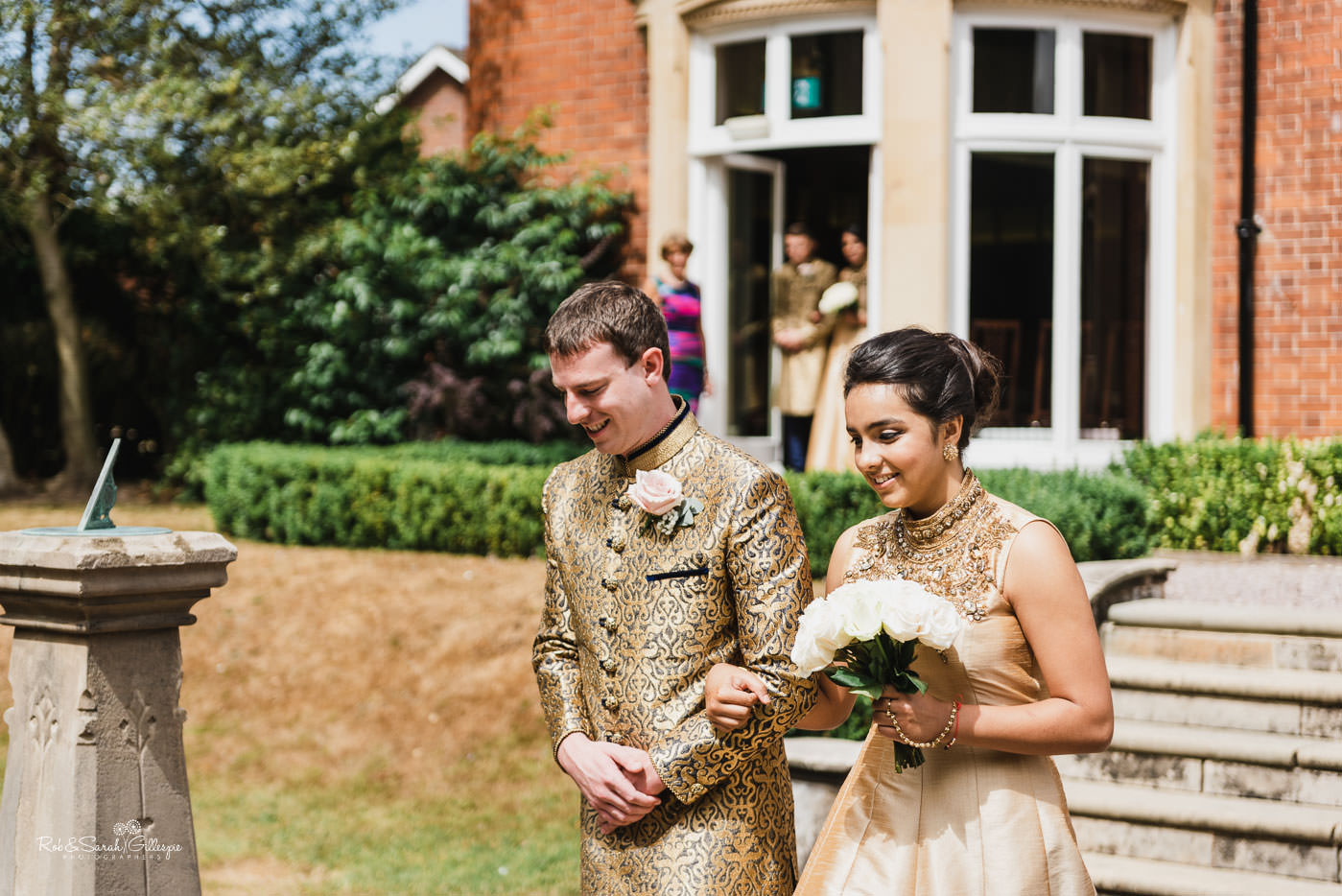 Outdoor wedding ceremony at Pendrell Hall